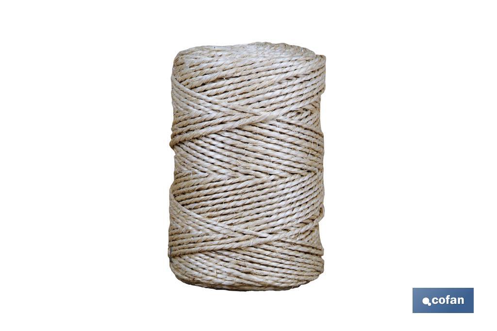 Cordão entrançado Verde/Preto em rolos de 100 metros e com 3mm de diâmetro. Indicado para trabalhos manuais, porta-chaves, pulseiras, colares, pesca, redes de pesca e desporto, etc.