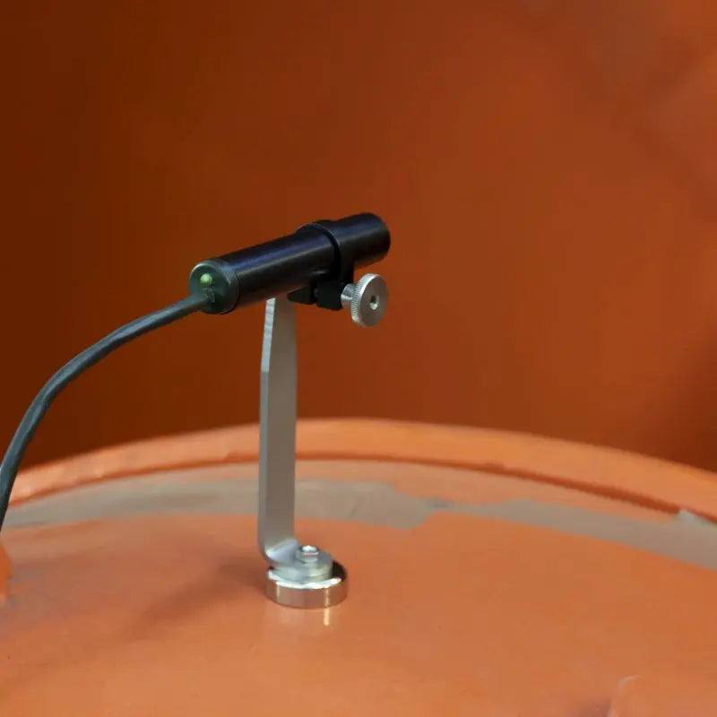 Medidor de vibração PCE-VM 400B-ICA incluindo certificado de calibração ISO