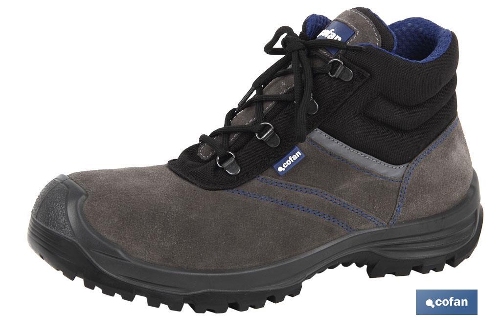 Bota Camurça | Cor Cinza | Segurança S-3 | Modelo Arion | Biqueira de carbono Light