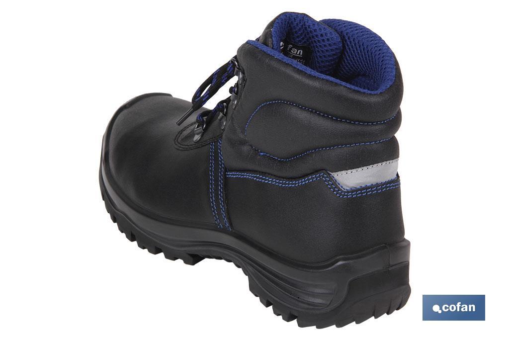 Bota de Pele | Cor negro | Segurança S3 | Modelo Iskur | Biqueira de Carbono Light