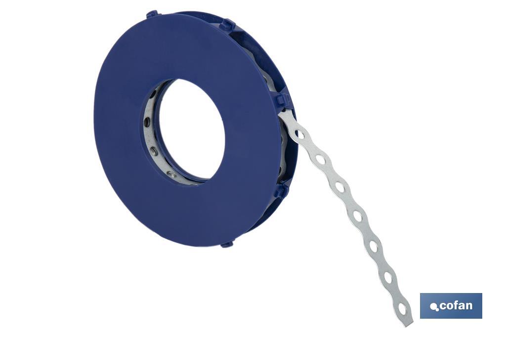 Rolo de fita perfurada de aço galvanizado | Medidas: 17 mm x 0,8 mm x 10 m