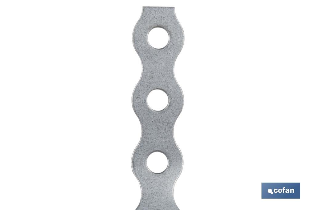 Rolo de fita perfurada de aço galvanizado | Medidas: 17 mm x 0,8 mm x 10 m